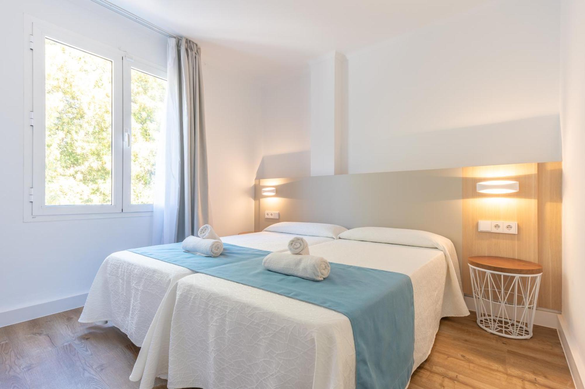 קניאמל Apartamentos Massanet מראה חיצוני תמונה