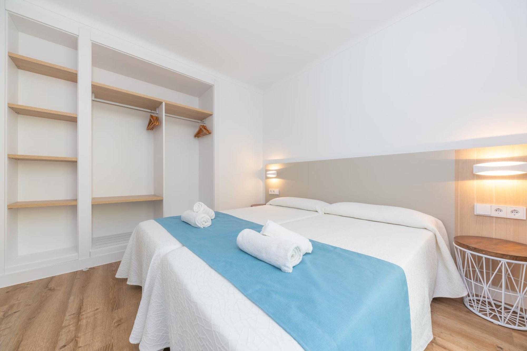 קניאמל Apartamentos Massanet מראה חיצוני תמונה