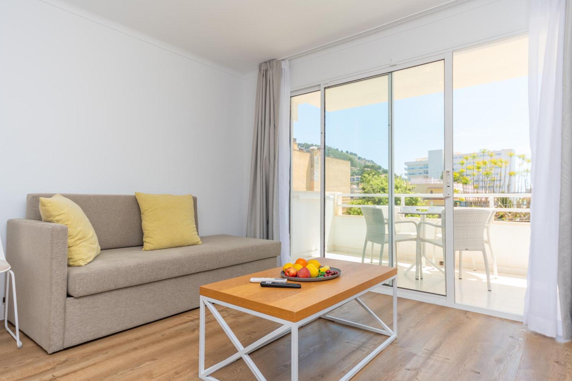 קניאמל Apartamentos Massanet מראה חיצוני תמונה
