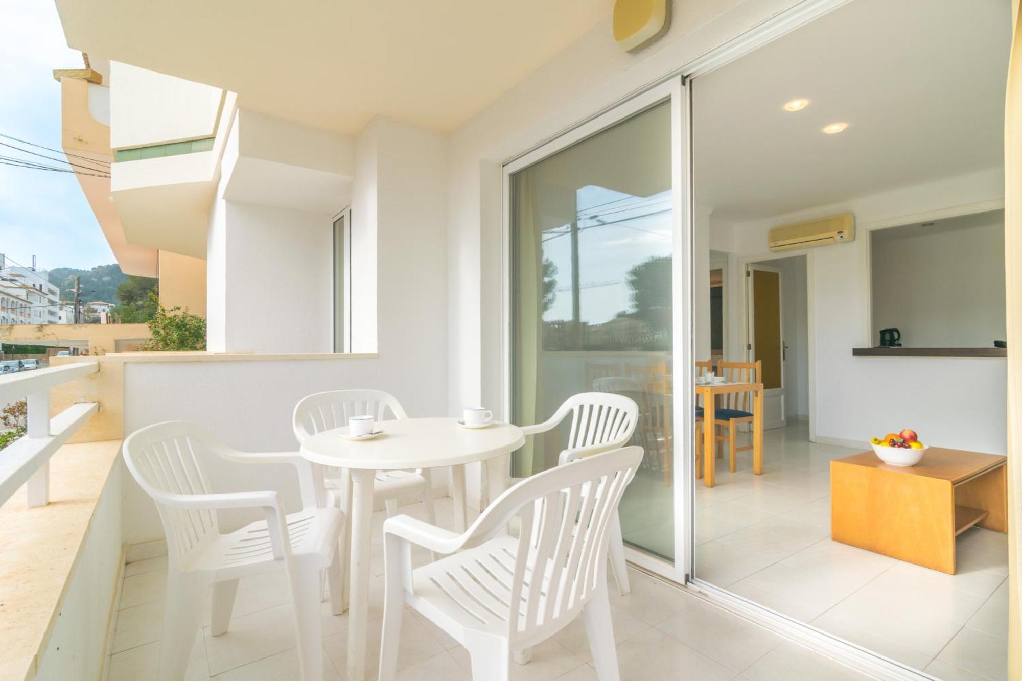קניאמל Apartamentos Massanet מראה חיצוני תמונה