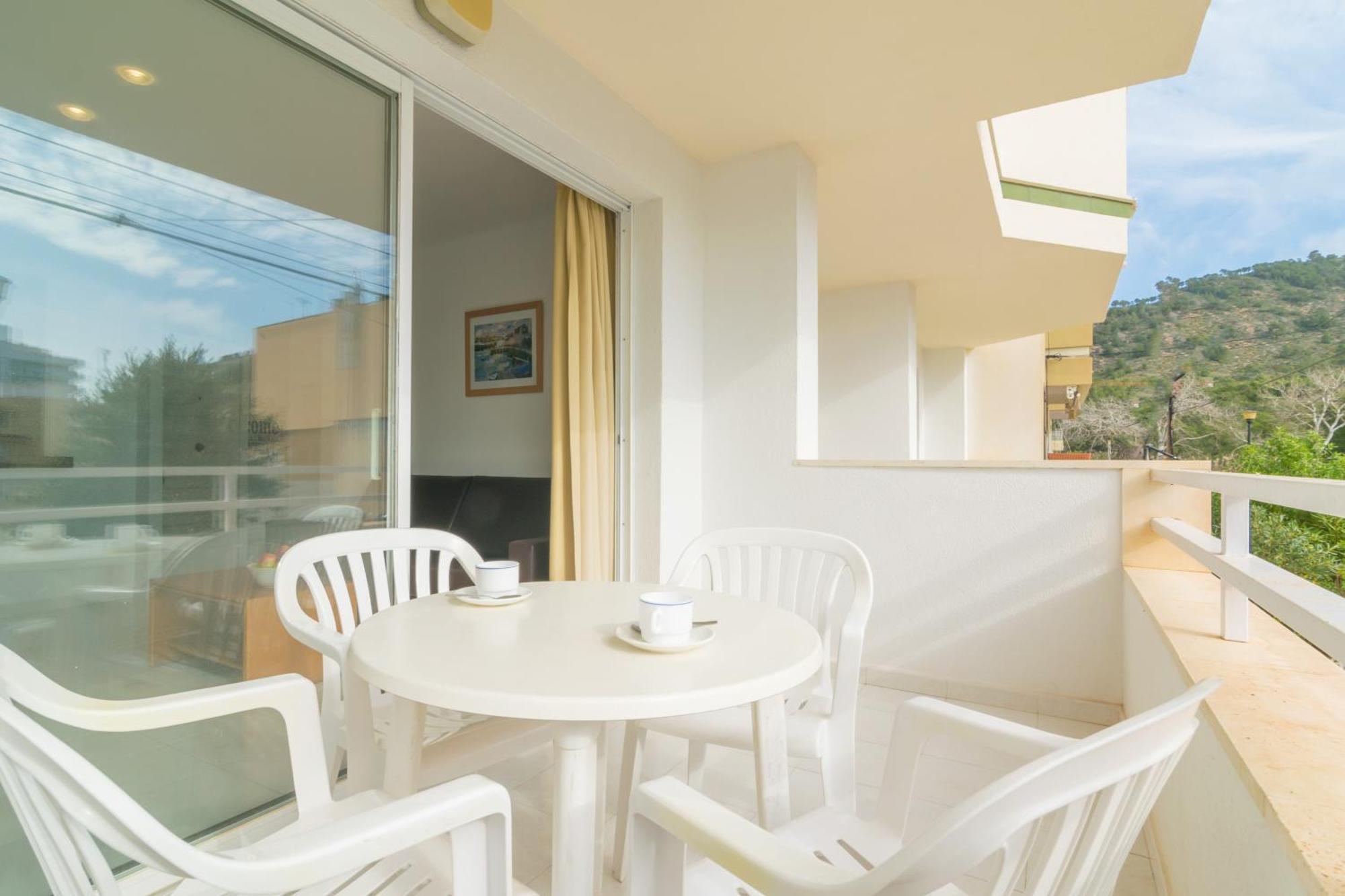 קניאמל Apartamentos Massanet מראה חיצוני תמונה